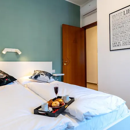 Incanto - 3 Bedroom & Free Parking Apartman Bari